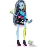 Monster High - Bebek, Frankie Stein göbeği açık kazak ve siyah deri etek köpek Watzie ve kulaklık, kemer çantası ve atıştırmalıklar gibi 7 aksesuar parçası, JHK31