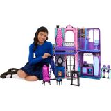 Monster High Buh-tique Hotel oyuncak bebek evi, katlanabilir oyun seti, her odada korkutucu sürprizler ve mobilya ve aksesuarlar dahil 13'ten fazla oyun parçası, JBF16
