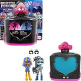 MONSTER HIGH İKSİRLERİ™ HAVALI ARKADAŞIM™ 2'li Paket Serisi Monster High İksirleri Havalı Arkadaşım 2'li mini bebek paketi, sürpriz karakter figürleri (Karakterler çeşitlilik gösterebilir) JCY18