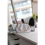 Moom Bag Kadın Beyaz Kırçıllı Peluş Bohça Formlu Zincir Detaylı Çanta