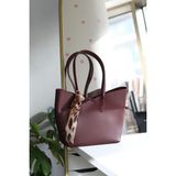 Moom Bag Kadın Bordo Leopar Fular Detaylı Büyük Boy Omuz Çantası