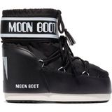 Moon Boot Classic Low 2 Kadın Kar Botu Siyah Dış Materyal ile Şık Görünüm ve Konforlu Tasarım