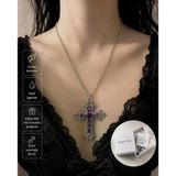 Mor Detaylı Gotik Haç Kolye – Alternatif Stil Unisex Zincir Kolye