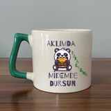 Mor Mürekkep Aklımda Duracağına Midemde Dursun Baskılı Yeşil Kulplu D Kupa - Açık Gri - Beyaz - 200 ml