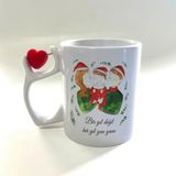 Mor Mürekkep Bir Yıl Değil Her Yıl Yan Yana Aile Baskılı Dönen Kalp Figürlü Yılbaşı Kupası - Açık Gri - Beyaz - 200 ml