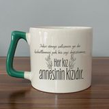 Mor Mürekkep Her Kız Annesinin Kızıdır Baskılı Yeşil Kulplu D Kupa - Açık Gri - Beyaz - 200 ml
