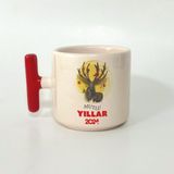 Mor Mürekkep Mutlu Yıllar 2024 Geyik Baskılı Yılbaşı Hediyesi Kırmızı Kulplu T Kupa - Açık Gri - Beyaz - 200 ml