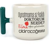 Mor Mürekkep Oynatmama Az Kaldı Doktorum Nerede Baskılı Yeşil Kulplu T Kupa - Açık Gri - Beyaz - 200 ml