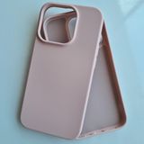 More Gsm iPhone 14 Pro ile Uyumlu Lansman içi Kadife Soft Esnek Yapıya Sahip Darbeye Dayanıklı Sıvı Silikon Kılıf (Kum Pembe)