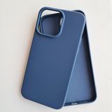 More Gsm iPhone 14 Pro ile Uyumlu Lansman içi Kadife Soft Esnek Yapıya Sahip Darbeye Dayanıklı Sıvı Silikon Kılıf (Navy Blue)