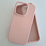 More Gsm iPhone 15 Pro ile Uyumlu Lansman içi Kadife Soft Esnek Yapıya Sahip Darbeye Dayanıklı Sıvı Silikon Kılıf (Kum Pembe)