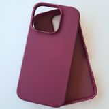 More Gsm iPhone 16 Pro ile Uyumlu Lansman içi Kadife Soft Esnek Yapıya Sahip Darbeye Dayanıklı Sıvı Silikon Kılıf (Bordo)