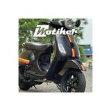 Motiker Vespa Sarı Turuncu Kırmızı Şerit Çizgi Tasarımı Sticker Etiket Modeli