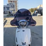 Motocam Kymco Like 50 Ön Cam 2009-2023 Model 43 cm Siyah Renkli 4 mm Aparatsız Motosiklet Rüzgarlık