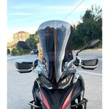 Motocam QJ SRT 800 Ön Cam 2023-2026 Model 61 cm Siyah Renkli 4 mm Motosiklet Rüzgarlık