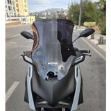 Motocam Yamaha Xmax Techmax Ön Cam 2025-2026 Model 63 cm Siyah Renkli 4 mm Asansörlü Motosiklet Rüzgarlık