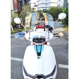 Motocam Yuki Mojito 50 Ön Cam 2022-2026 Model 43 cm Şeffaf Renkli 4 mm Elcikli Aparatsız Motosiklet Rüzgarlık