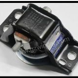 MOTOR TAKOZU SAG YAGLI LOGAN SANDERO 1,5DCI UCEL 10771