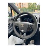 M&R TOPTAN ve PERAKENDE OTO KILIF AKSESUAR TOYOTA CHR 2025 Orijinal Kaplama Deri Direksiyon Kılıfı