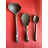 Multiamo İvory Sert Uçlu Isıya Dayanıklı Yanmaz Yapışmaz Silikon Kaşık Seti 3 Prç 22CM/20CM Kaşık 28CM Kepçe - Gri