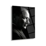 Mustafa Kemal Atatürk Dramatik İşık Yandan Portre Cam Tablo – Ata301
