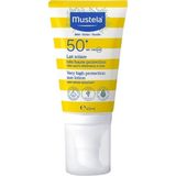 Mustela 40 ml Çok Yüksek Koruma Faktörlü Güneş Losyonu SPF 50+ Tüm Ciltler İçin Kokusuz