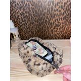Mute Bag 00'S Leopard Peluş Makyaj Çantası Modern Tasarım 826334