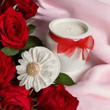 My Balli Store Sevgililer Günü Çiçek Desenli Kavanoz Soya Mum(Taş Tozu Kavanoz)