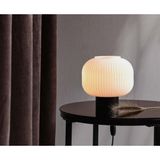 Mylights 20 Cm Başlıklı Masa Abajur Masa Lambası Gece Lambası Yatak Siyah Abajur Genc Odası Yatak Odası Salon Abajur Opal Cam Metal Govde Masa Lam