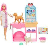 Nacario Barbie'nin Veteriner Kliniği Oyun Seti, Pembe Saçlı Bebek, Veteriner Eşyaları ve Alçıyla Bandaj Hazırlama Hamuru Dahil 10'dan Fazla Aksesuar, JFX93