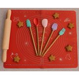 Nacario Büyük Boy Silikon Hamur Matı ile Birlikte Ahşap Saplı 5"li Spatula Seti Kolay Kullanım