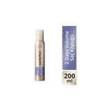 Nacario Wella Wellaflex 2 Days Volume Saç Köpüğü, Extra Strong Hold, 200 ml
