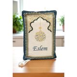 Nakış İşlemeli İsimli Kadife İpek Dokulu Mihrap Desenli Keseli İnci Tesbihli Seccade Sarı