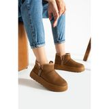 Navi Shoes Kadın Kalın Topuklu Bot UG01NAV Taba Süet Dış Materyal ile Konforlu Tasarım