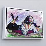 Ne Verelim Size Çerçeveli Silahlı Gangster Kız Pop Art Dekoratif Duvar Tablosu-3530
