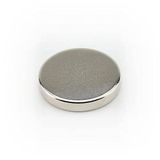Neodyum Disk Mıknatıs Ø18x3 mm – 5 Adet Süper Güçlü N35 Yuvarlak Mıknatıs – Manyetik Diskler DIY, Hobi, Pano ve Endüstriyel Kullanım - Magneteksan