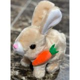 Neotan Pilli Sesli Zıplayan Hareketli Havuçlu Krem Rengi Peluş Tavşan 18X17 cm