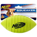 Nerf Dog Kauçuk Futbol Köpek Oyuncağı, Gıcırdak, Hafif, Dayanıklı ve Suya Dayanıklı, Orta/Büyük Irklar için 7 İnç Çap, Tek Birim, Yeşil, Model: 6997