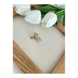 Nergis Collection Zirkon Taşlı Geyik Gold Renk Gül Detaylı Broş Yaka İğnesi