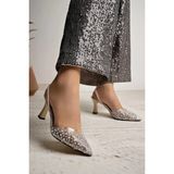 Nesil Shoes Uraz 451 Ten Incili Lastikli Kadın Sandalet