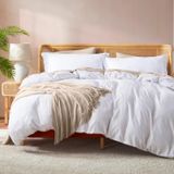 Nestl Bedding Nevresim takımı, yorganınızı korur ve örter, lüks, %100 süper yumuşak mikrofiber, çift kişilik yatak boyutu, renk: beyaz, 2 parçalı nevresim takımı 1 yastık kılıfı içerir.