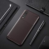 Nevarium Huawei P20 Pro Uyumlu Kılıf Karbon Dokulu Silikon - Kahverengi