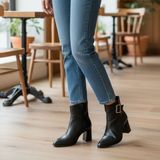 NE&VE SHOES Siyah Hakiki Deri Geniş Tokalı Sivri Burunlu Kadın Kalın Topuklu Bot