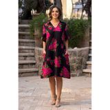 Nevin Kaya Moda V1-Siyah Üzeri Fuşya Güllü Gömlek Yaka Elbise
