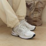 New Balance 530 Beyaz Spor Ayakkabı - 38