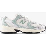 New Balance 530 Beyaz Spor Ayakkabı Kadın Nefes Alabilir Yapı ile Koşu ve Yürüyüş İçin İdeal - Gri