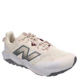 New Balance Kadın Dynasoft Nitrel V6 Trail Koşu Ayakkabısı, Bisque/İnci Grisi/Yıkanmış Bordo, 37.5 EU