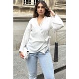NEW LAVİVA Kadın Beyaz Kruvaze Yaka, Çapraz Bağlamalı, Flare Kollu, Salaş Müslin Bluz