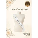 NEWPARİ İyi Ki Doğdun Yazılı Beyaz Üstüne Gümüş Yaldız Baskılı Kuşak Doğum Günü Konsepti