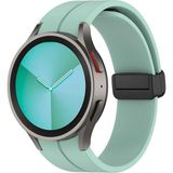 Nezih Case Samsung Galaxy Watch 6 Classic 43 / 47 mm Uyumlu Kordon Magnet Tokalı Silikon Strap - Açık Yeşil